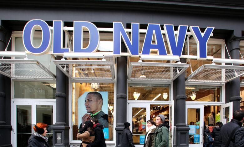 What Credit Bureau Does Old Navy Use?