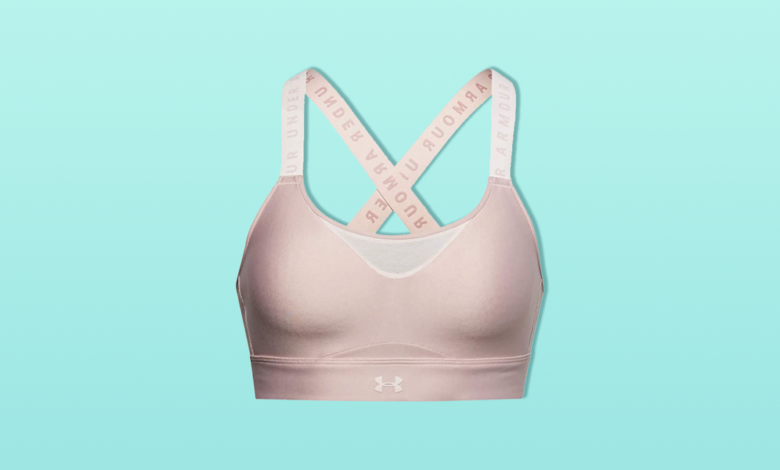 Here’s Why Are Sports Bras So Hard to Put On!