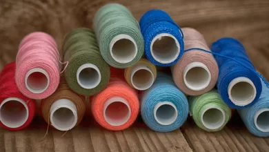 Nylon vs Polyester Thread